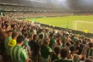 La letra del tema hace referencia a la Copa del Rey que ganó el Betis en la pasada temporada ante el Valencia.
