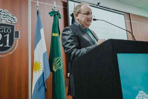 Desde CAU Santa Fe se acompañó todo el desarrollo del Congreso y se invita a ser parte de esta Universidad que “no para de Crecer y sumar alumnos con ganas de superarse” dijo su coordinador el Lic. Oscar A. Matiller.
Foto: Archivo