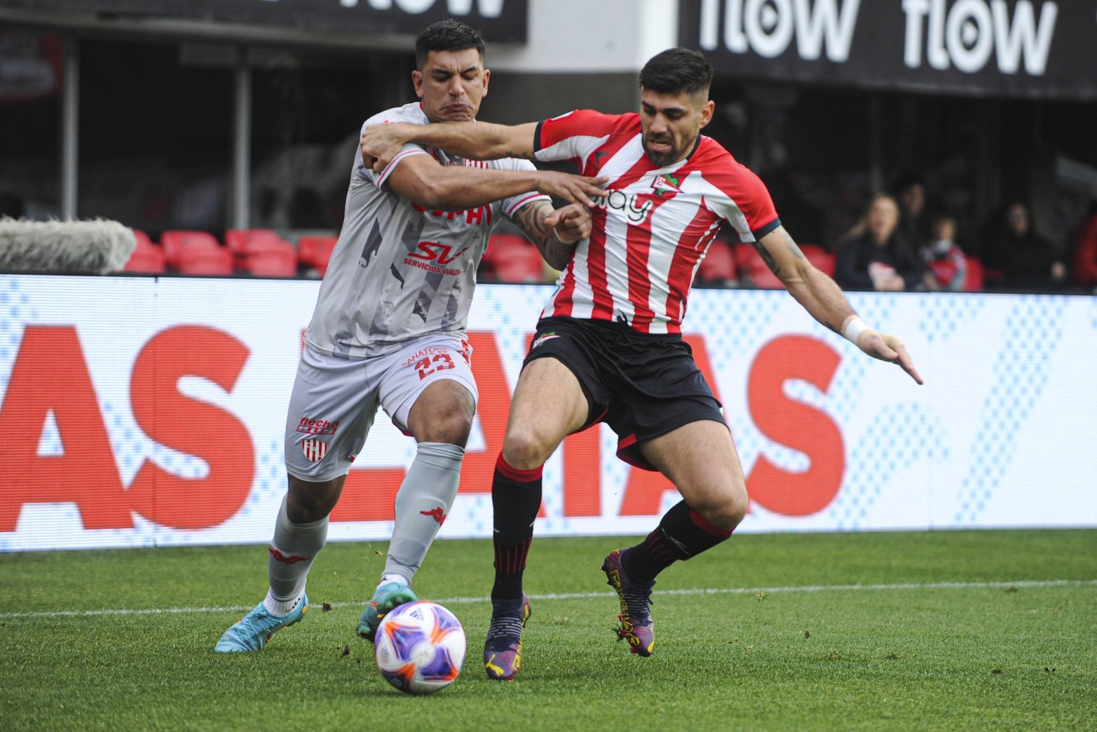 Por la fecha 15 del torneo local el Tatengue volvió a perder y esta vez fue contra Estudiantes.