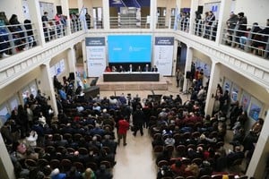 Al menos 400 mil becarios del Plan Progresar y del programa de Becas Estratégicas Manuel Belgrano accederán a estos cursos. Foto: ANSES.