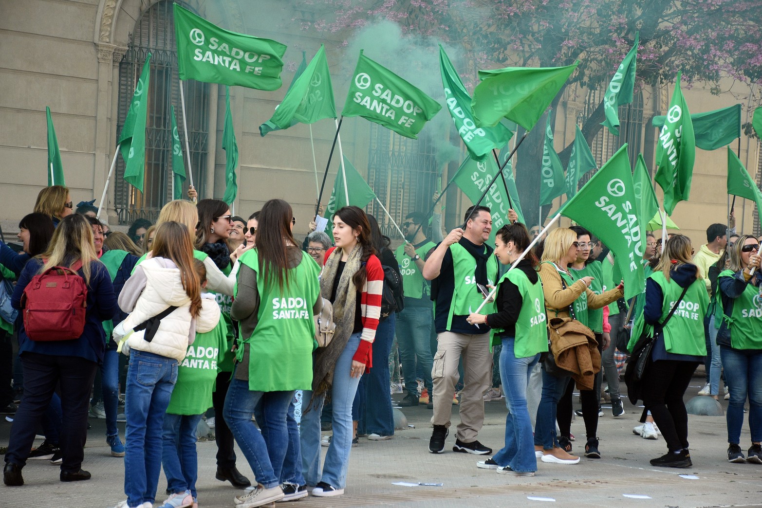 El gremio docente SADOP presente. Foto Mauricio Garín