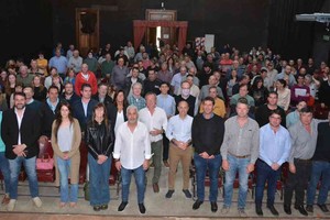 La iniciativa es destinada a pequeños y medianos productores agrícolas y ganaderos y prevé la entrega de préstamos sin intereses, con un plazo total de reintegro y un periodo de gracia de hasta 12 meses. Foto: Gobierno de Santa Fe