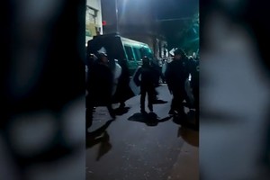 Empujones con efectivos de la Policía de la Ciudad de Buenos Aires