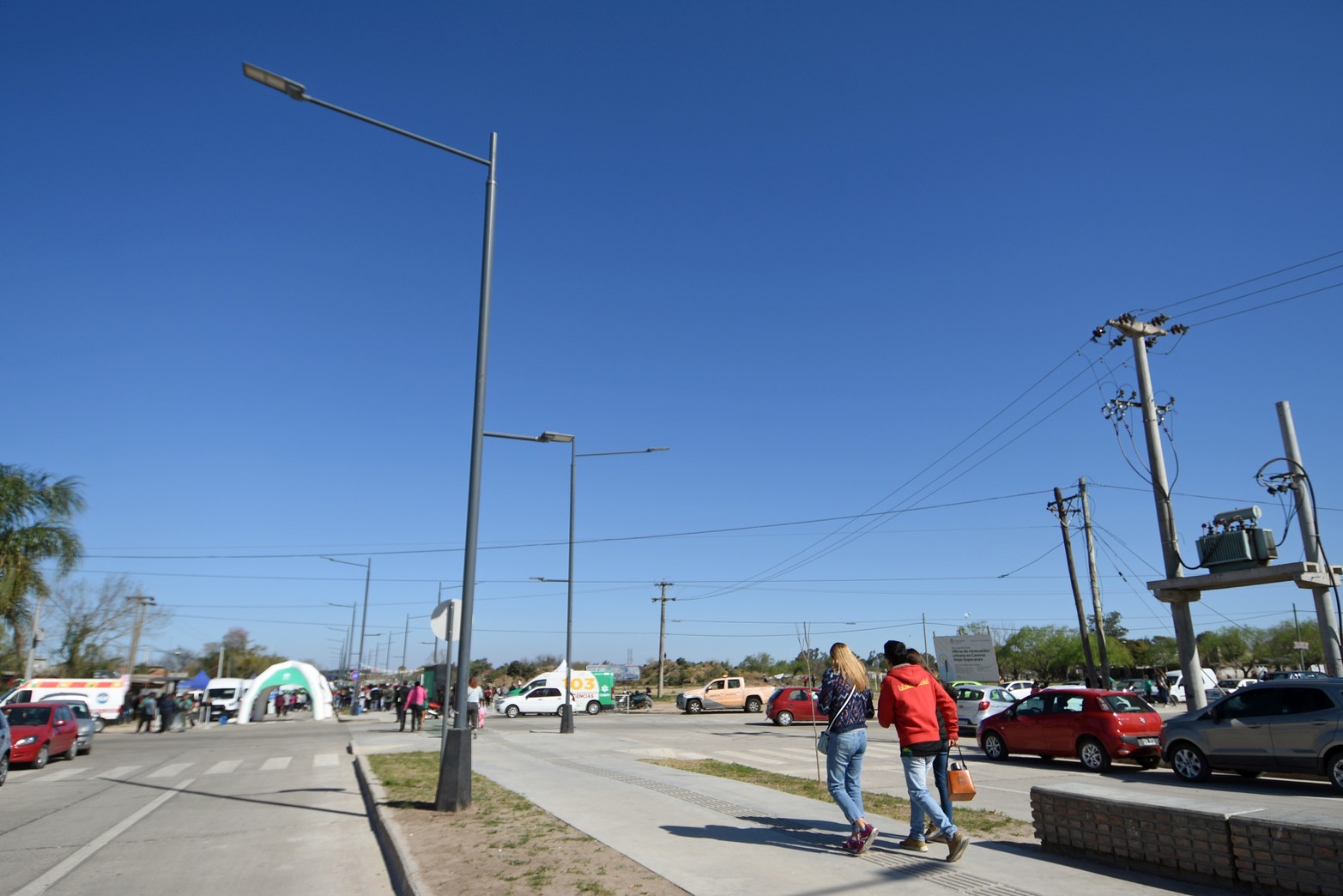 Gran cantidad de santafesinos se dio cita en Azcuénaga y Gobernador Menchaca (Camino Viejo a Esperanza), donde se llevó a cabo este domingo el cierre de los festejos por el Mes de las Infancias.