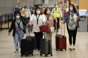 La controvertida idea fue lanzada por el presidente de Ucrania, Volodimir Zelenski, quien pidió que los países occidentales cierren sus fronteras a todos los ciudadanos rusos, incluidos los turistas.