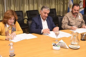 El convenio se firmó en la Cámara de la Construcción, delegación Santa Fe.