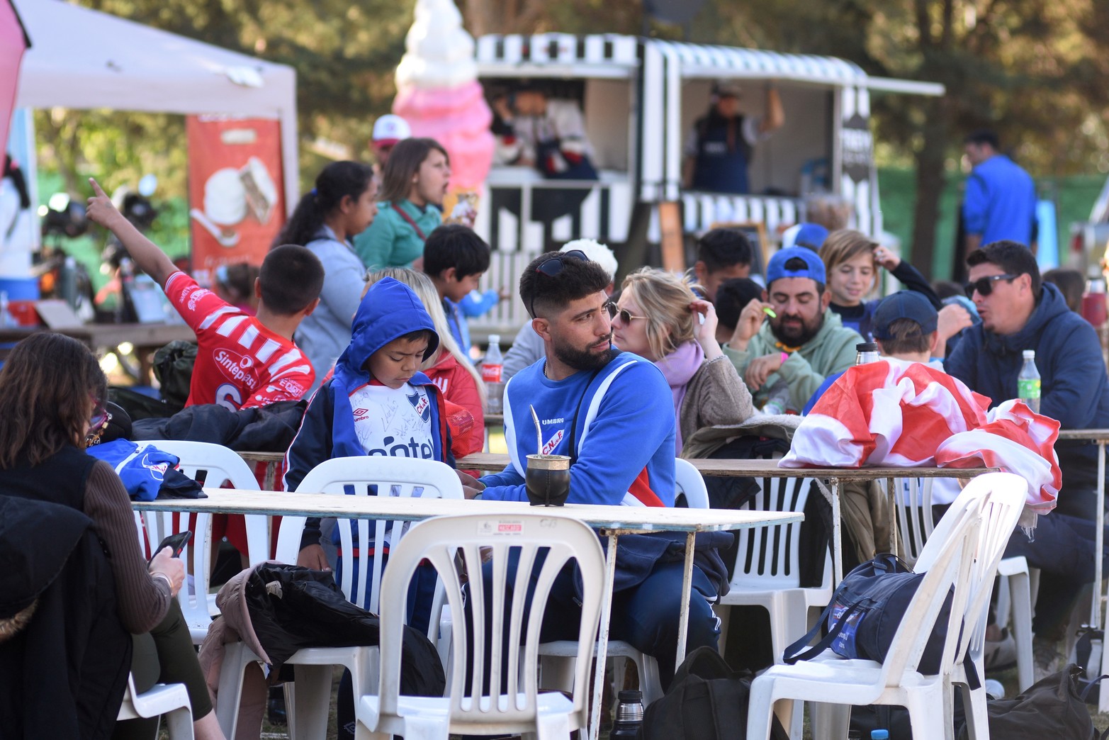 Con un gran número de chicos y padres, el Torneo Infantil "Diego Barisone" que organiza Unión de Santa Fe se desarrolla a pleno.