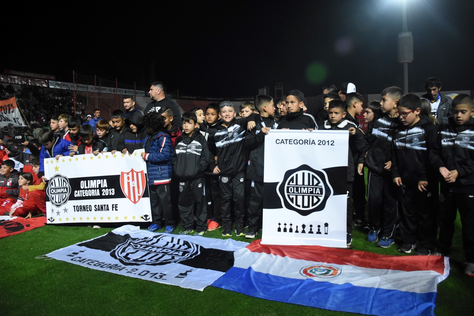 El torneo internacional Diego Barisone vive su sexta edición con el acto inaugural en el Estadio 15 de Abril del club Unión.