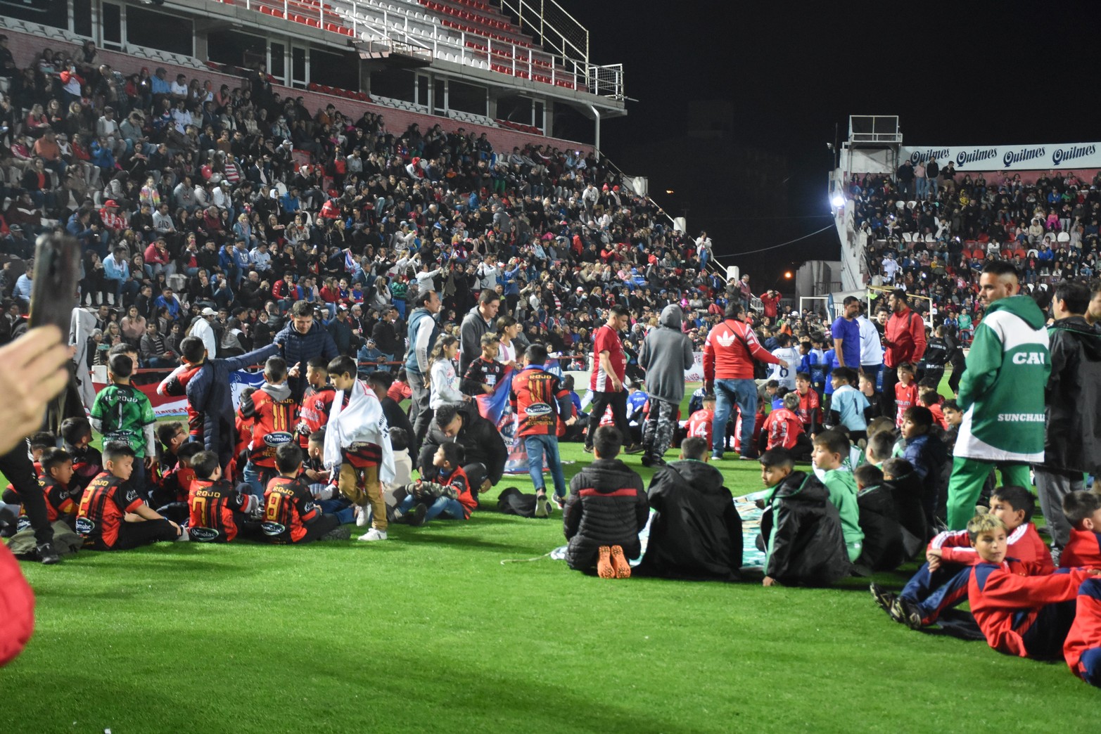 El torneo internacional Diego Barisone vive su sexta edición con el acto inaugural en el Estadio 15 de Abril del club Unión.
