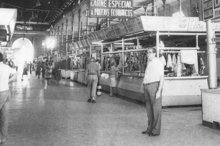 1980. El Mercado comenzaba a despedirse del centro de la ciudad santafesina.