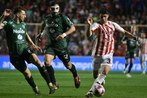 Nardoni le dio el triunfo a Unión. Crédito: Manuel Fabatía