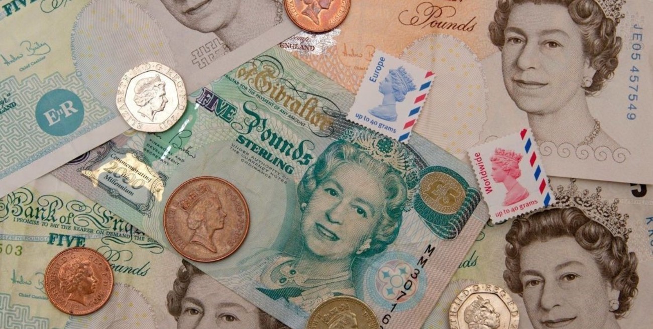Reino Unido sustituirá más de 4,7 millones de billetes con el rostro de Isabel II