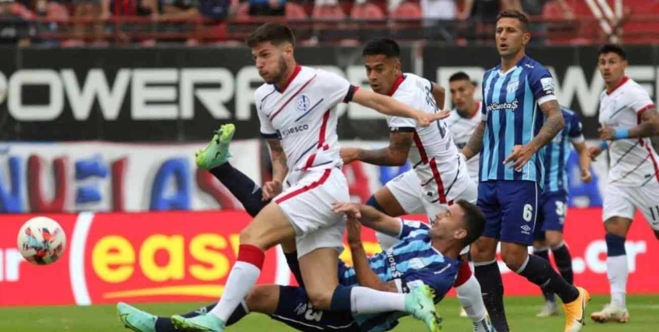San Lorenzo quiere bajar a Atlético Tucumán de la cima de la tabla