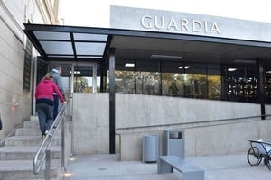 Tras el accidente el trabajador fue llevado de urgencia al Hospital José Cullen. Crédito: El Litoral