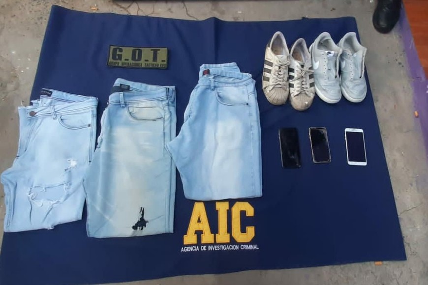 Secuestraron varias prendas y celulares