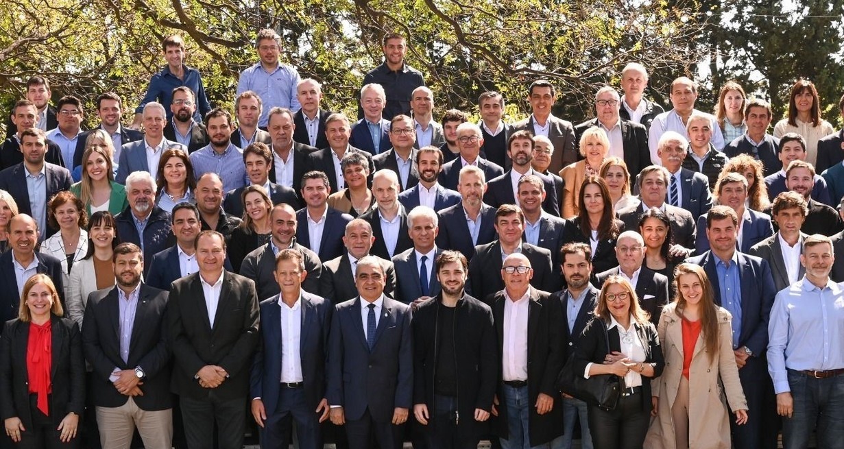 Avz8V10Fq_1300x655__2