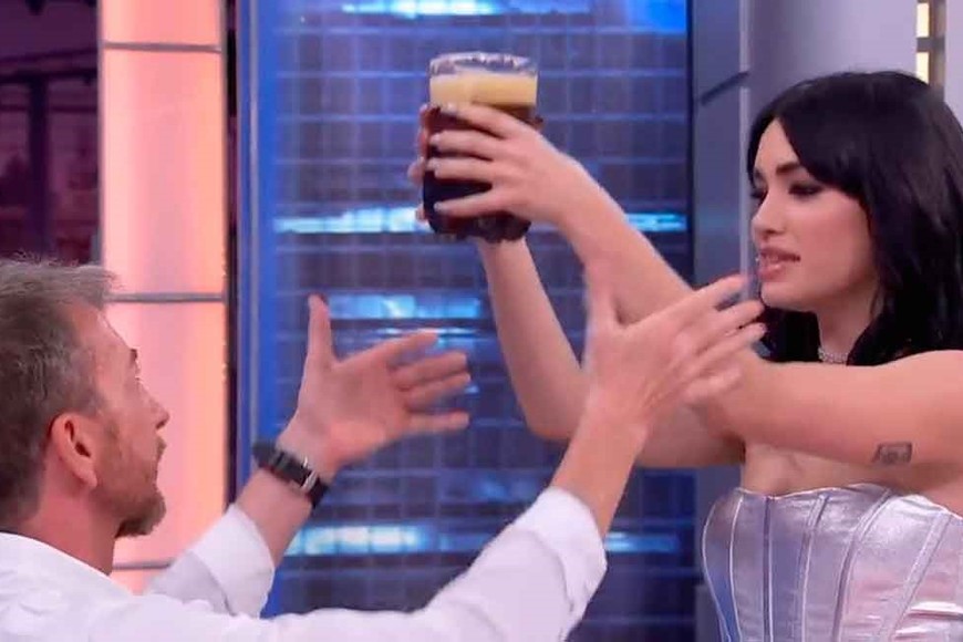 Lali debutó como panelista en un programa de TV de España