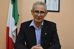 Finocchiaro es presidente de la Unión Siciliana Emigrados y Familia (USEF), entre otras organizaciones. Nació en Mendoza, pero hace 40 años que vive en Rosario. Crédito: Gentileza
