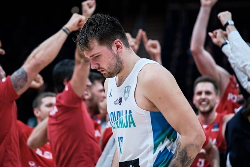 Doncic expulsado y eliminado ante Polonia en cuartos. Crédito: FIBA