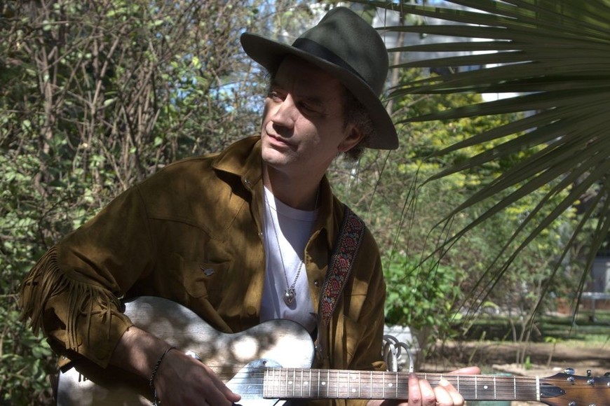 Ike, considerado por muchos la mejor voz del país, lleva editado ya siete singles. Foto: Gentileza producción