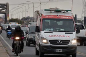 En el lugar se desplegó un operativo policial y servicios de emergencia lo que provocó demoras. Crédito: Mauricio Garín