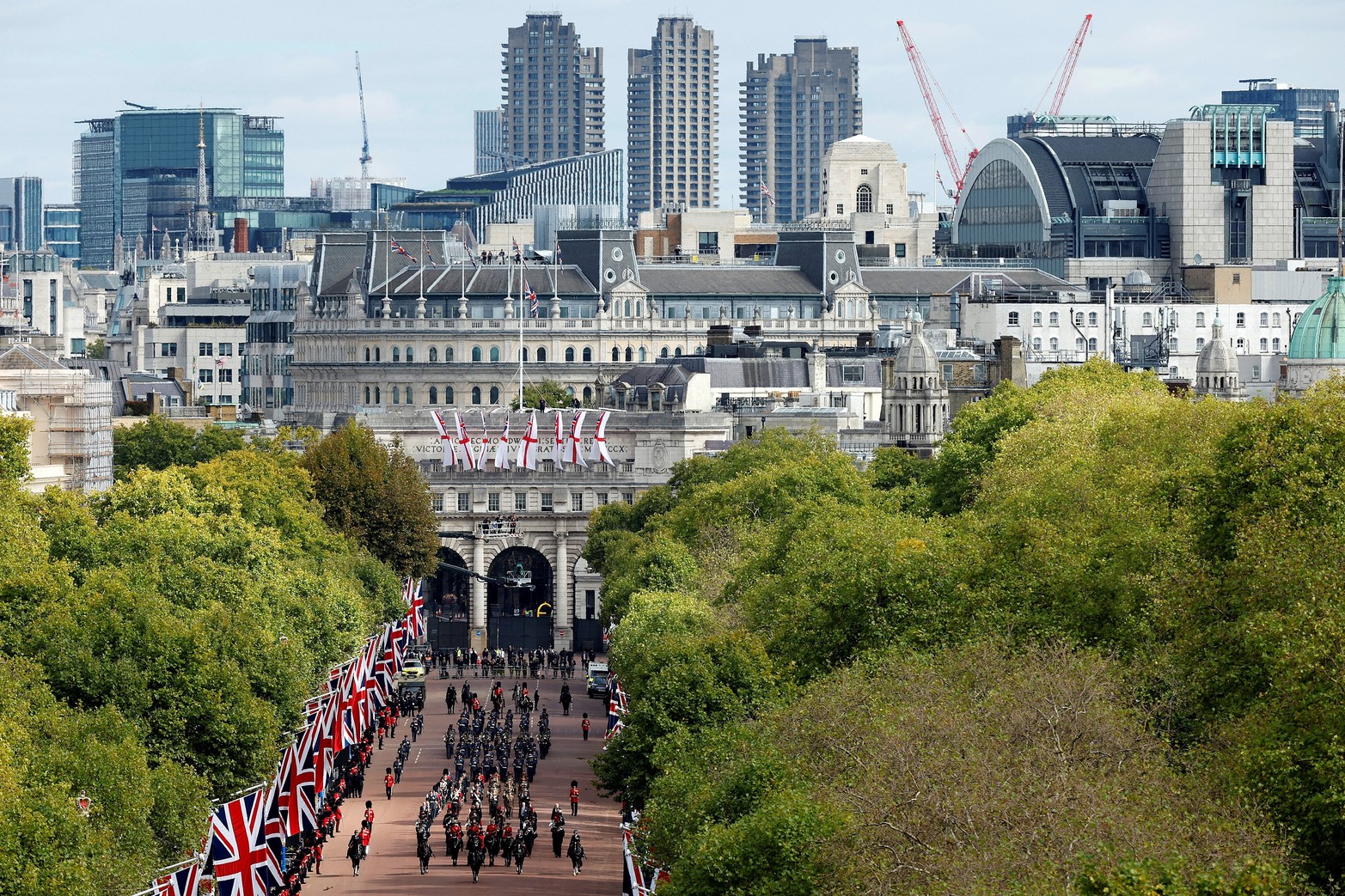 Una vista general de The Mall en la ciudad de Londres. Elizabeth Alexandra Mary Windsor nació en Bruton Street, Mayfair, Londres, el 21 de abril de 1926. Reuters / Chip Somodevilla.