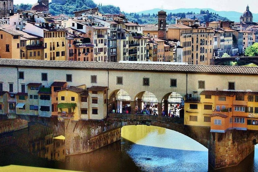 Ponte Vecchio, un puente medieval sobre el río Arno en Florencia. Foto: Archivo