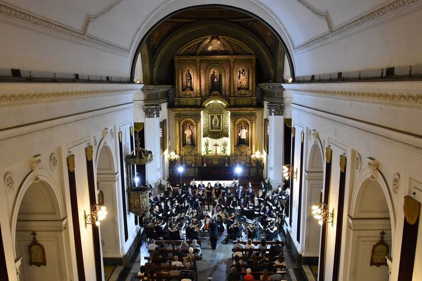 El Coro Polifónico durante un concierto.