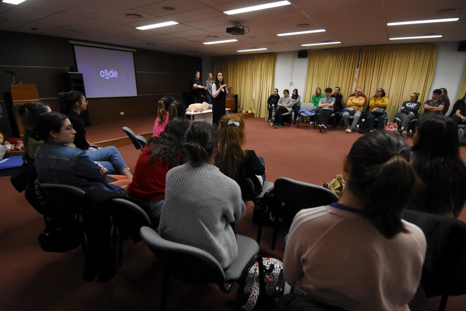 Ana Walker referente de la fundación, habló con El Litoral y contó cómo se llevó adelante la jornada: “Es una alegría poder retomar –las actividades- y con esto, que hace que nuestras manos sean tan importantes para salvar vidas”.