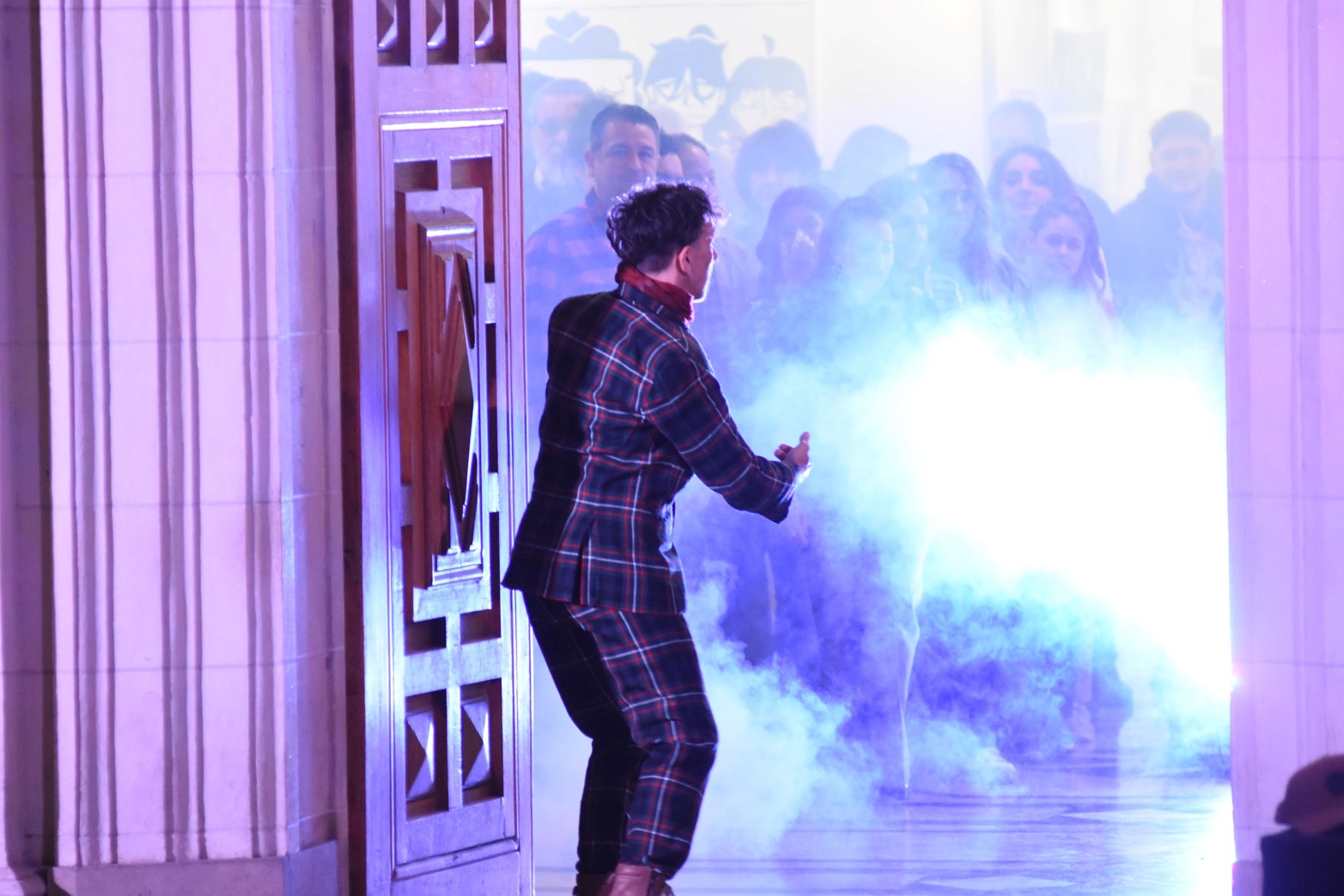 14° Bienal de Arte Joven tuvo lugar anoche en la explanada del Rectorado de la UNL. Foto Manuel Fabatía