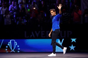 Tennis - Laver Cup - 02 Arena, London, Britain - September 24, 2022 
Team Europe's Roger Federer walks out ahead of Matteo Berrettini's match against Team World's Felix Auger Aliassime Action Images via Reuters/Andrew Boyers