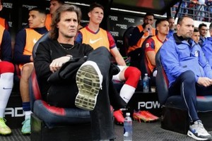 El entrenador del Ciclón fue denunciado de oficio por la fiscalía de turno por su entredicho con plateístas tras la derrota en el clásico.