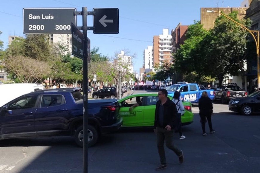 La congestión en el tránsito afectó a todos los vehículos en la zona céntrica. Crédito: El Litoral