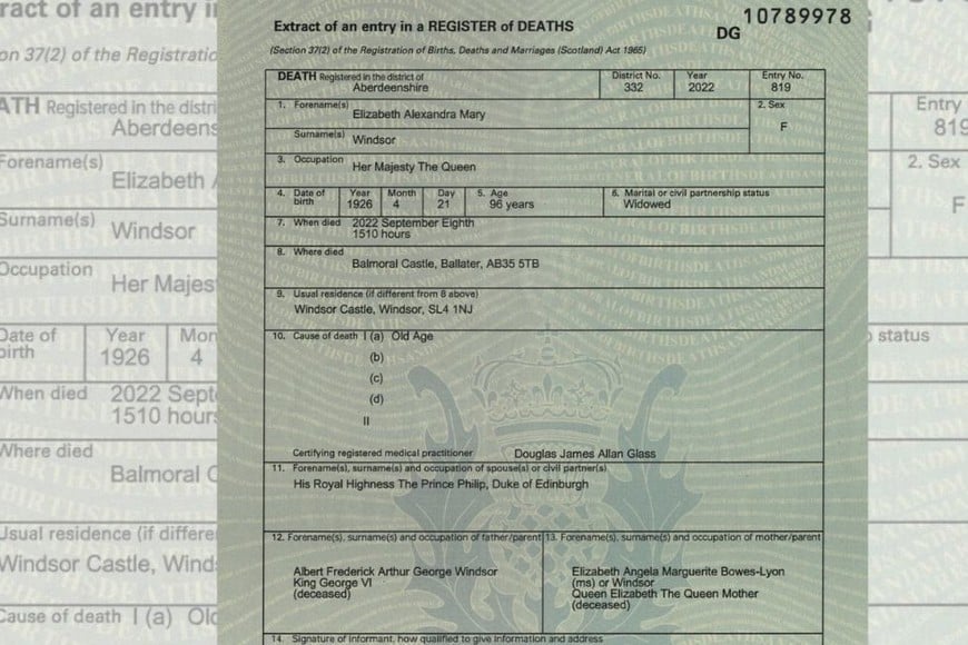 La reina murió de "vejez" a las 3:10 p. m. del 8 de septiembre.