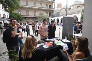 Con planes de estudio de 3 ó 4 años, los institutos superiores ya tienen una trayectoria de varias décadas en la ciudad. Foto: Pablo Aguirre.
