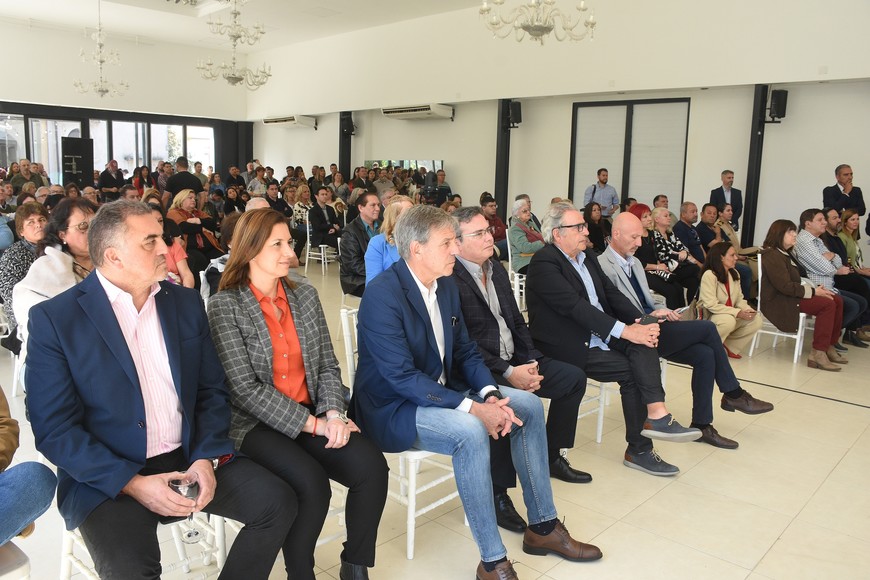 Entre los presentes, estaba el intendente Emilio Jatón. Guillermo Di Salvatore.