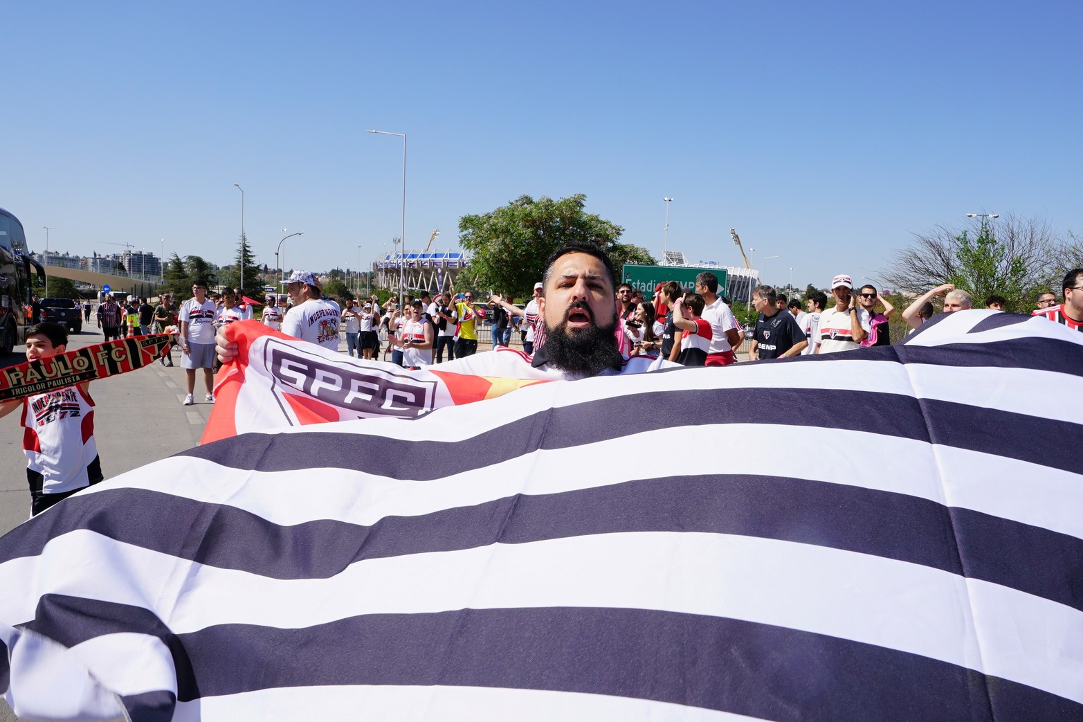 En Córdoba, la previa de los hinchas de Independiente del Valle de Ecuador y San Pablo de Brasil.