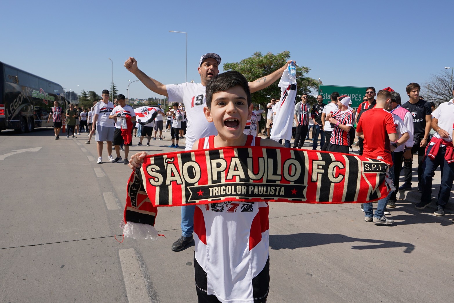 En Córdoba, la previa de los hinchas de Independiente del Valle de Ecuador y San Pablo de Brasil.