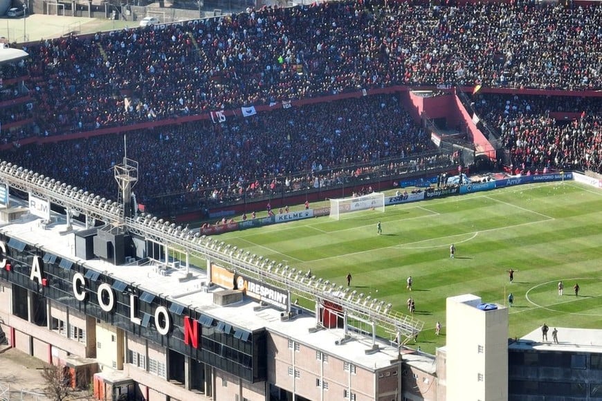 colón público estadio tribuna norte