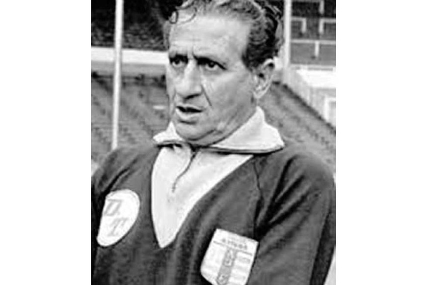 Ondino Viera, dirigió la selección uruguaya en el mundial del '66 y luego recaló en Colón.