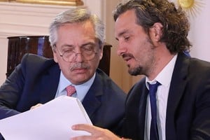 Alberto Fernández y Santiago Cafiero. Crédito: Prensa Presidencia