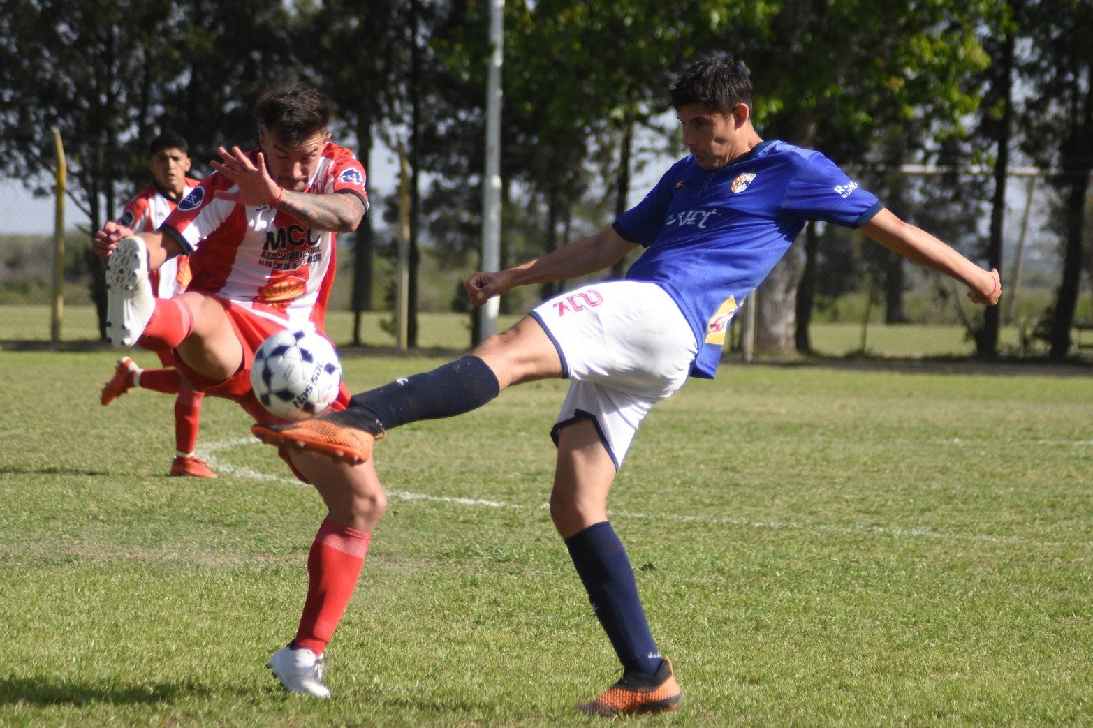 Liga de Fútbol. Colón de San Justo le ganó a Ateneo.