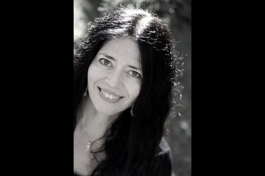 “Además de la historia que quiero contar, también me interesa mucho la forma en que la escribo", afirmó Mendoza-White. Foto: Gentileza de la autora