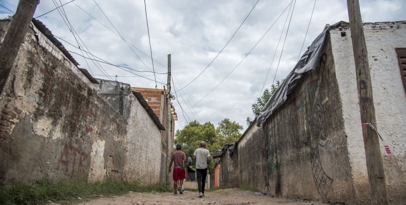 Pobreza en el Gran Rosario: advierten que en el territorio "no se nota" la baja