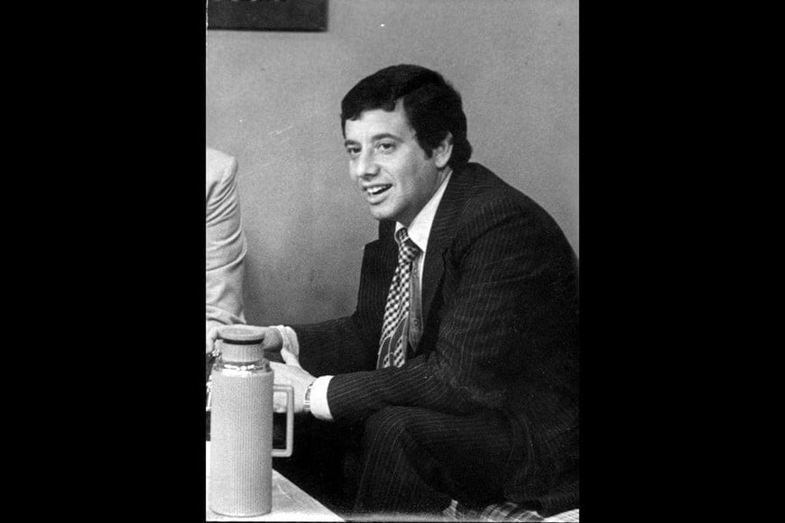 Lucho Catania, que también fuera relator deportivo en LT10, durante sus inicios.