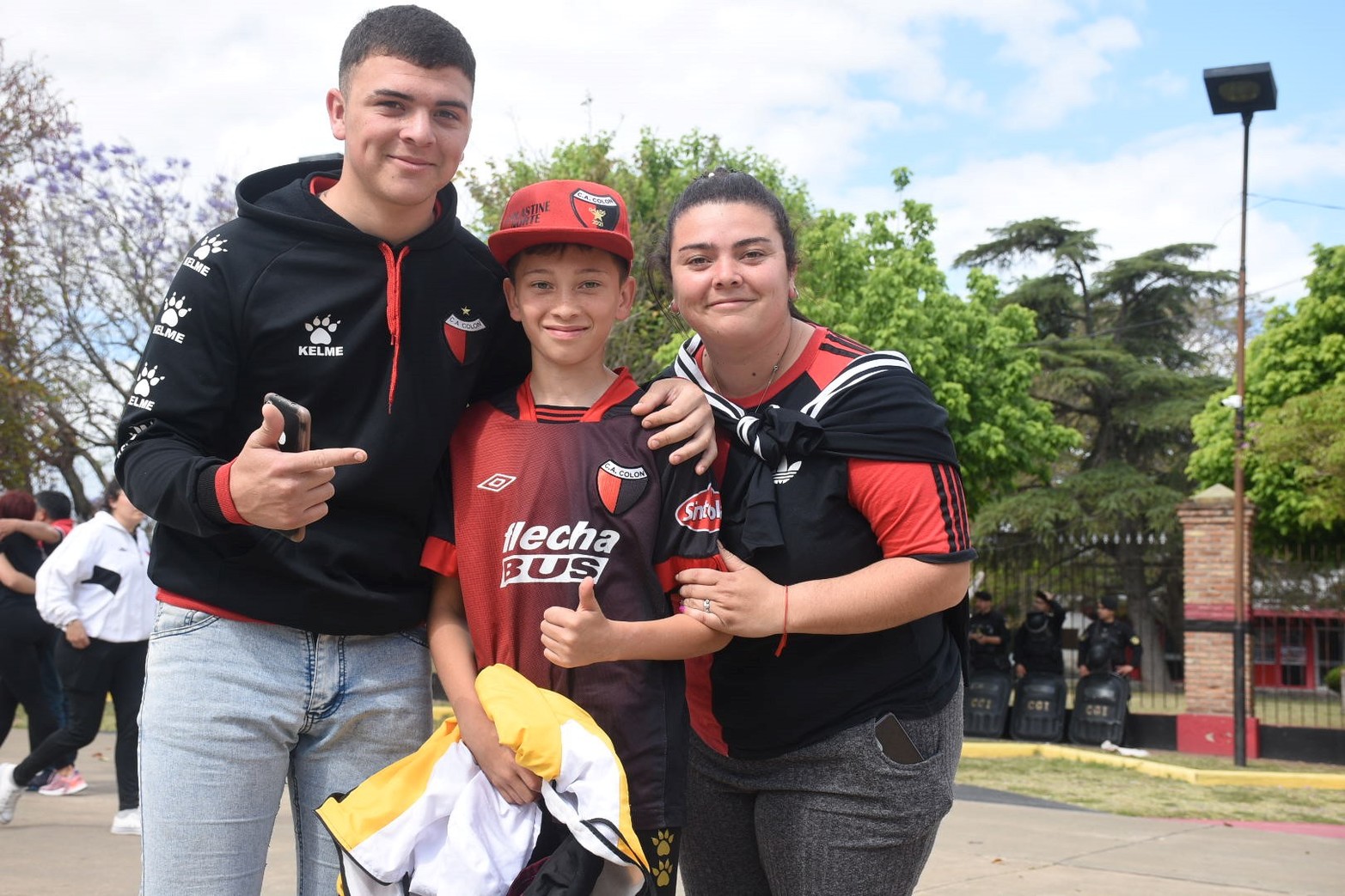 Colón - Defensa y Justicia.  Liga profesional, la previa del partido.