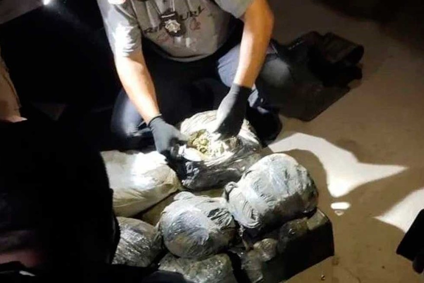 empleada publica riojana condenada por llevar 30 kilos de marihuana
