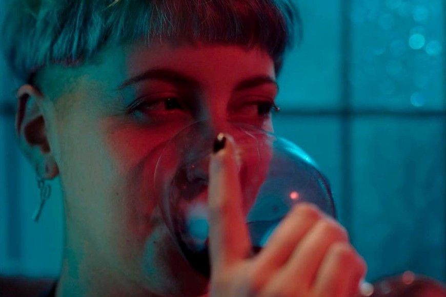 Incluxiva 2022 Cortos: Una cita romántica que dará para mucho más, entre dos chicas que se gustan, plantea “Arder” (Argentina, Maitén Del Valle).