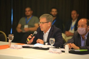 El intendente Jatón dará las palabras de bienvenida.  La imagen corresponde a la  reunión anterior, en Buenos Aires. Archivo.