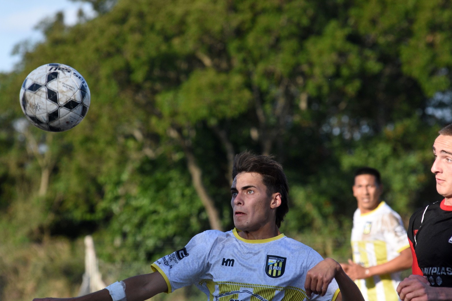 Por la permanencia El Pozo ganó un partido de seis puntos. Superó a Nacional 1 a 0.